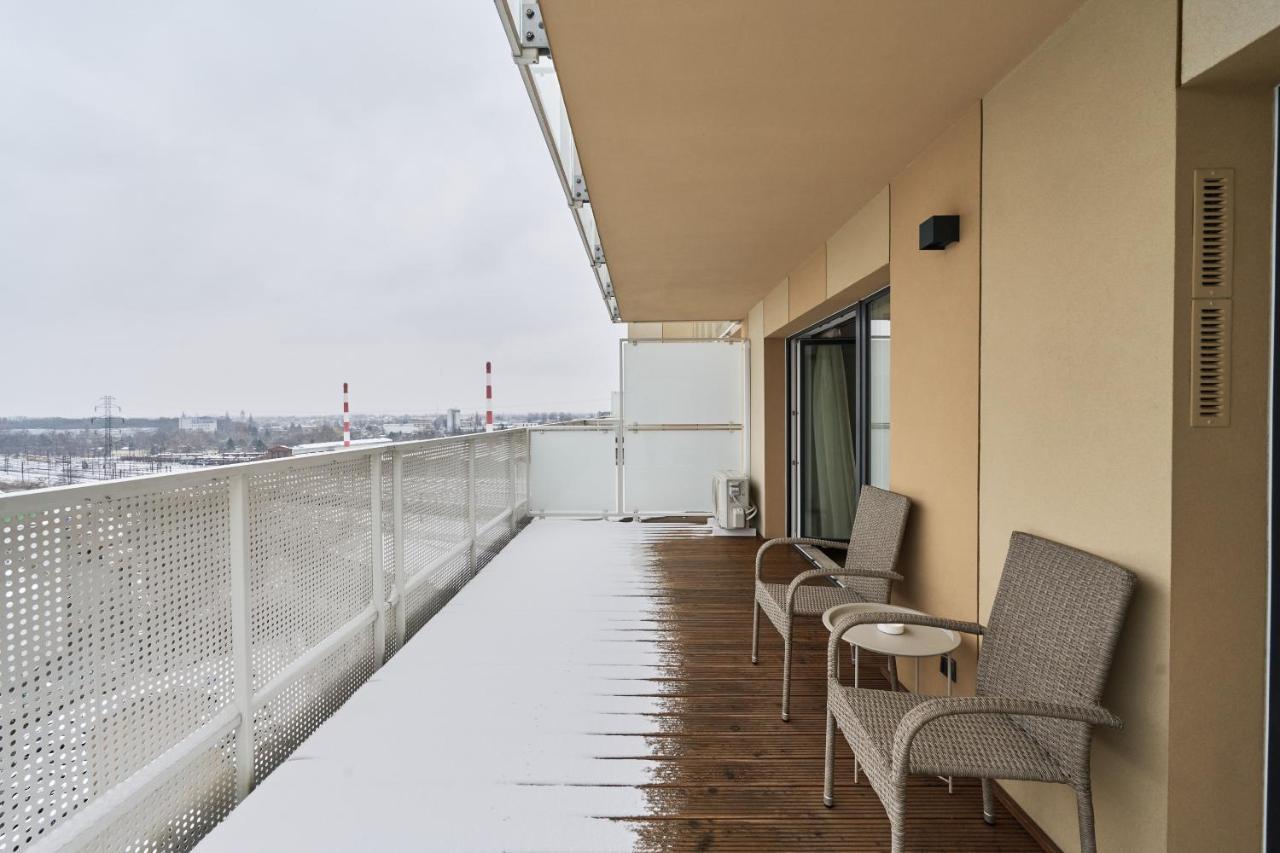 Apartment Krakowska 39 With Ac & Parking & Loggia Wroclaw By Noclegi Renters Extérieur photo